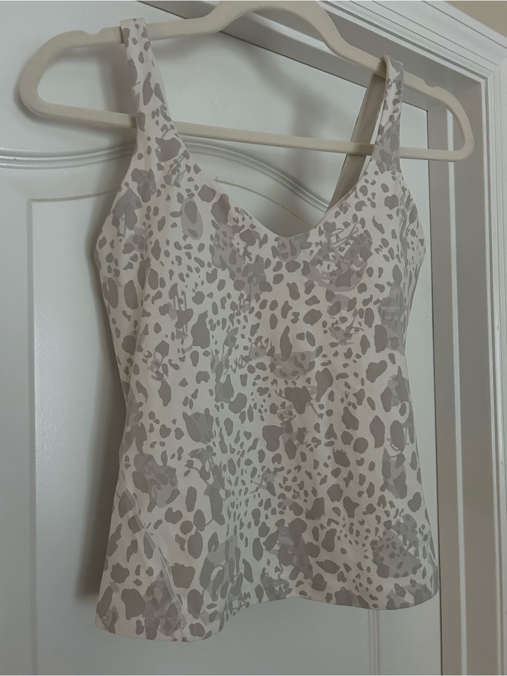 Lululemon Athletica Align Waist Length Tank Cheetah Animal Print Camo Bra Shelf